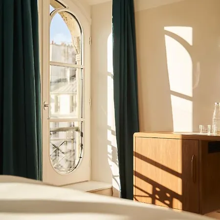 Hotel Du Sentier Paris