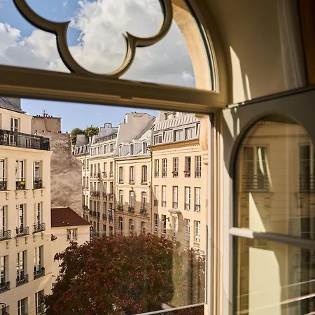 Hotel Du Sentier 4*
