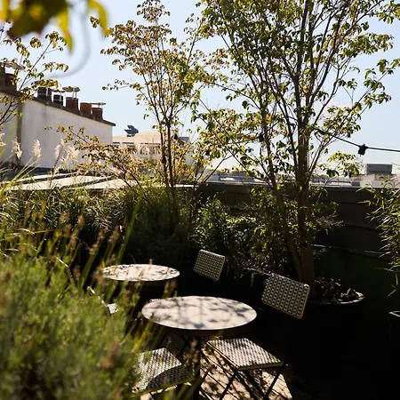Du Sentier Hotel 4*
